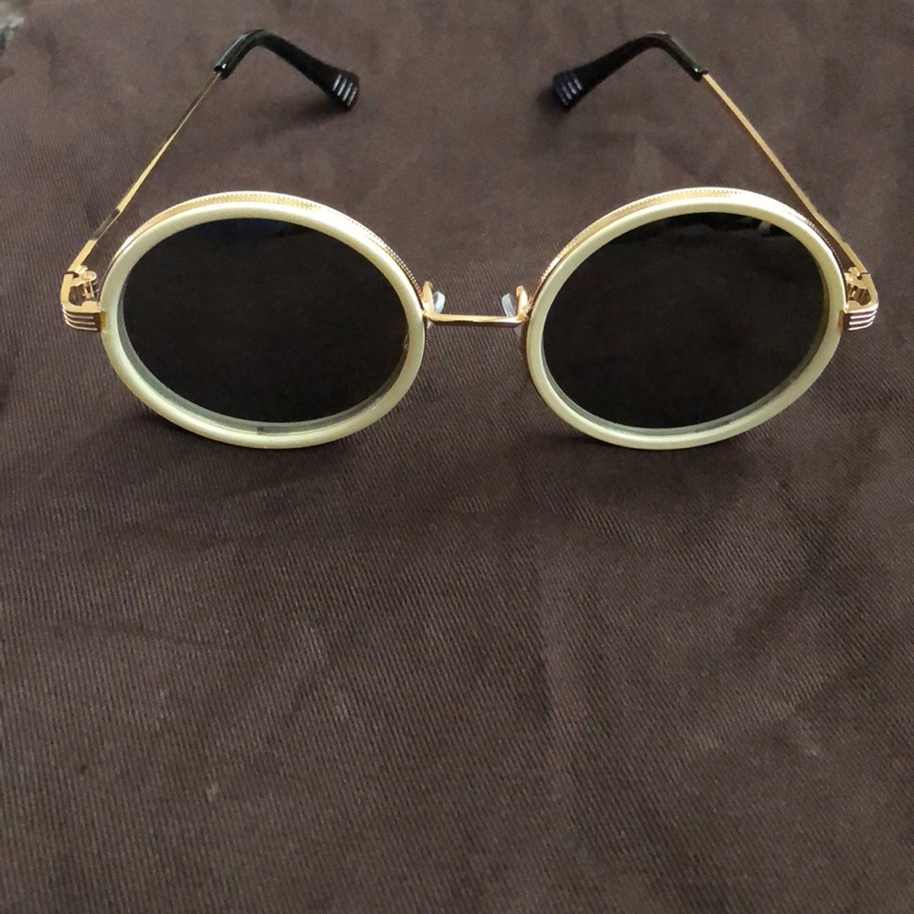 Unisex  White/Gold Trim Vintage mirror sunglasses